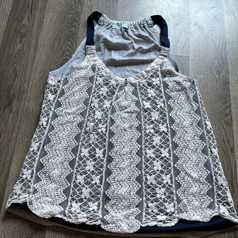 Lace from Maurice’s tank